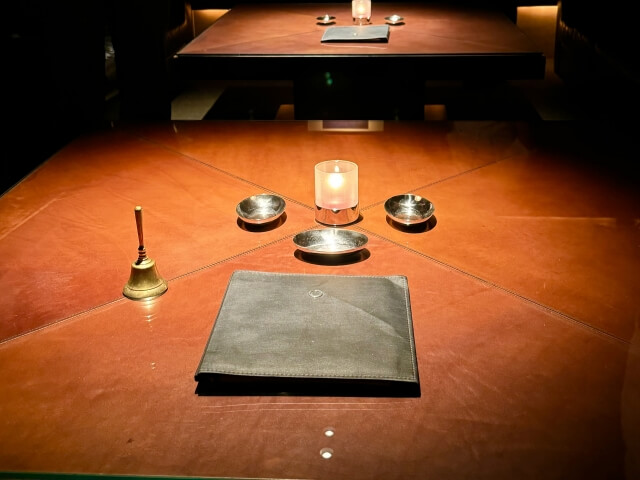 テーブルランプの配置で客席の満足度を最大化するレイアウト術